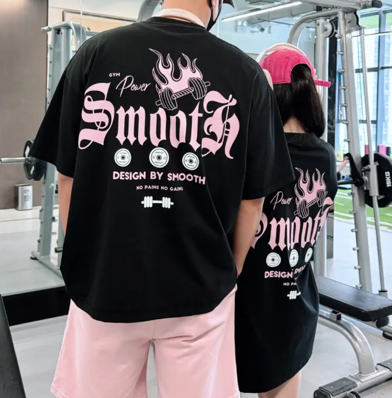 SMOOTH LETTERS T-SHIRT
